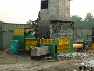 废铝打包机 Y81T-1600 PLC 马来西亚客户使用现场